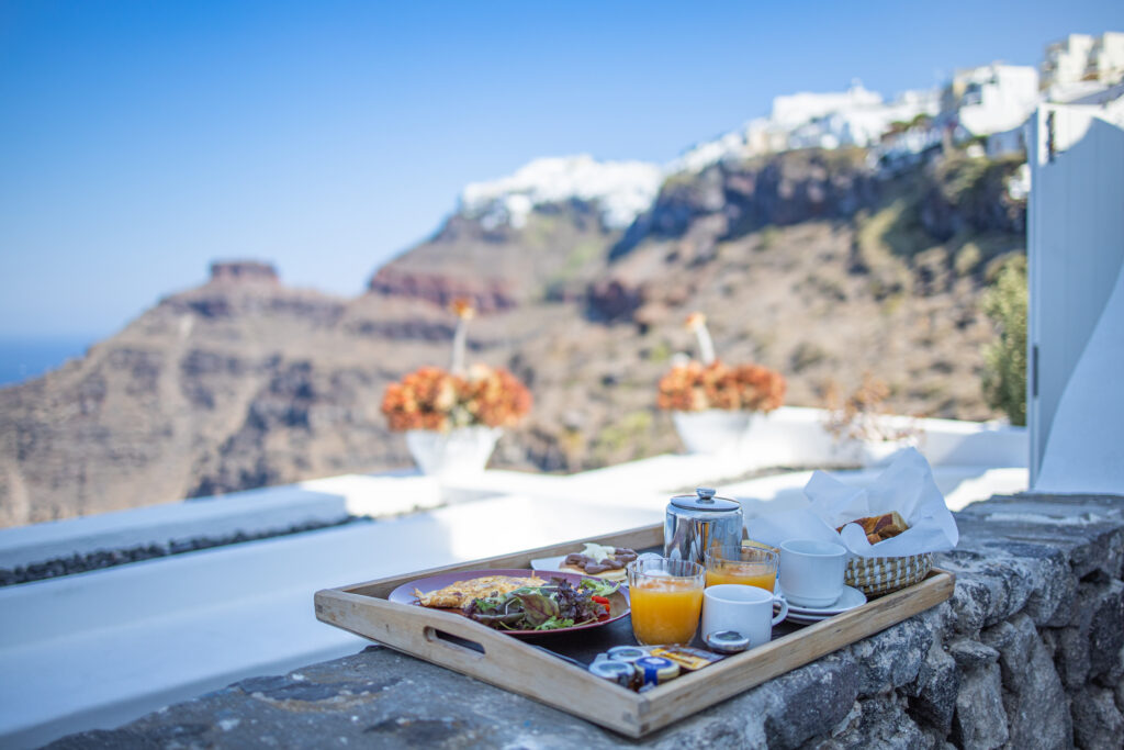 morning,fresh,juice,and,breakfast,preparation.,couple,traveling,and,honeymoon