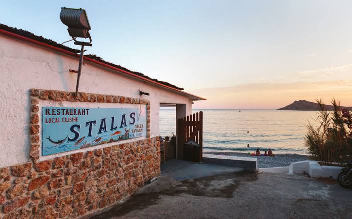 stalas taverna.jpg